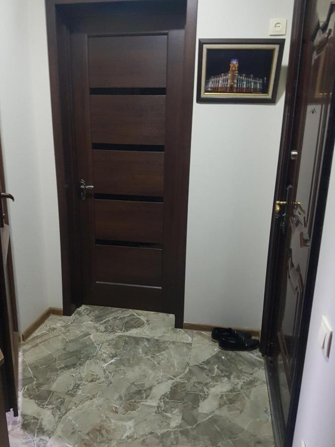 Guest House 2 Floor Batoemi Buitenkant foto