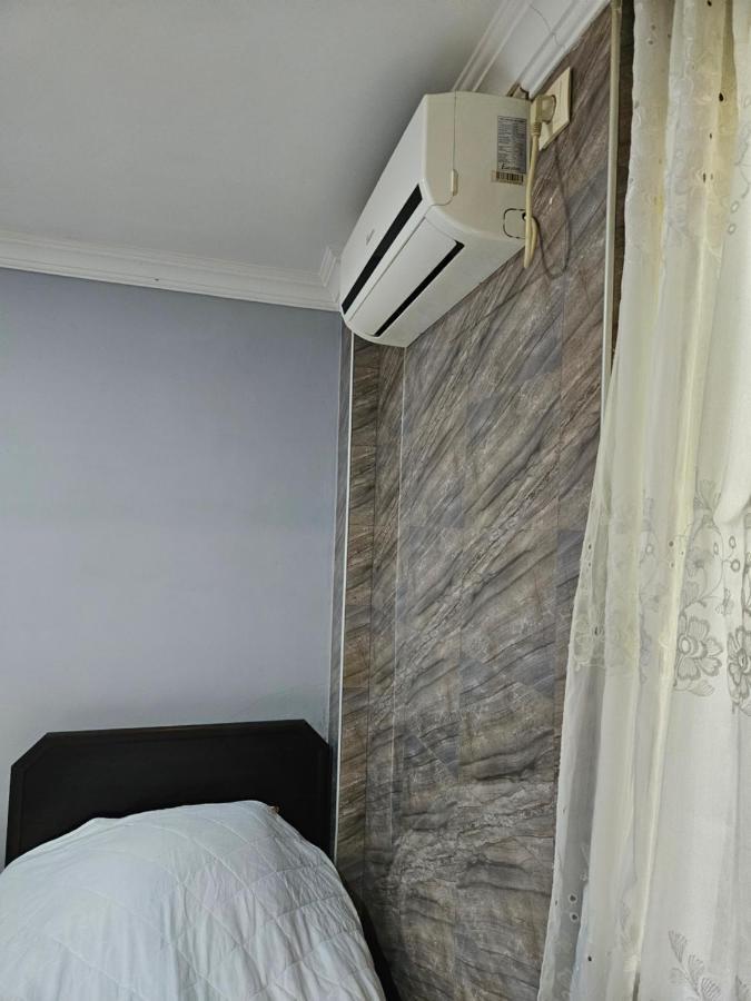 Guest House 2 Floor Batoemi Buitenkant foto
