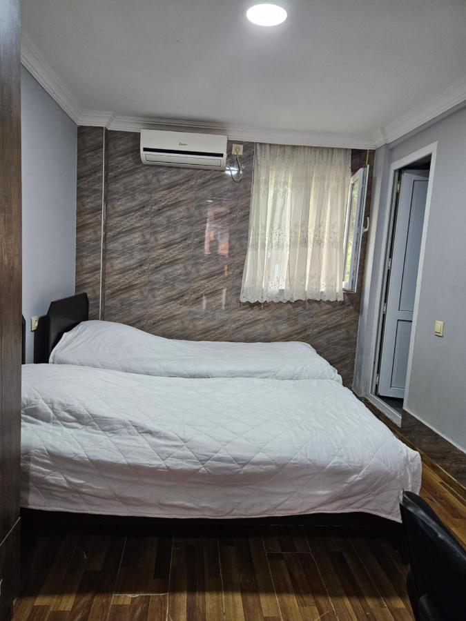 Guest House 2 Floor Batoemi Buitenkant foto
