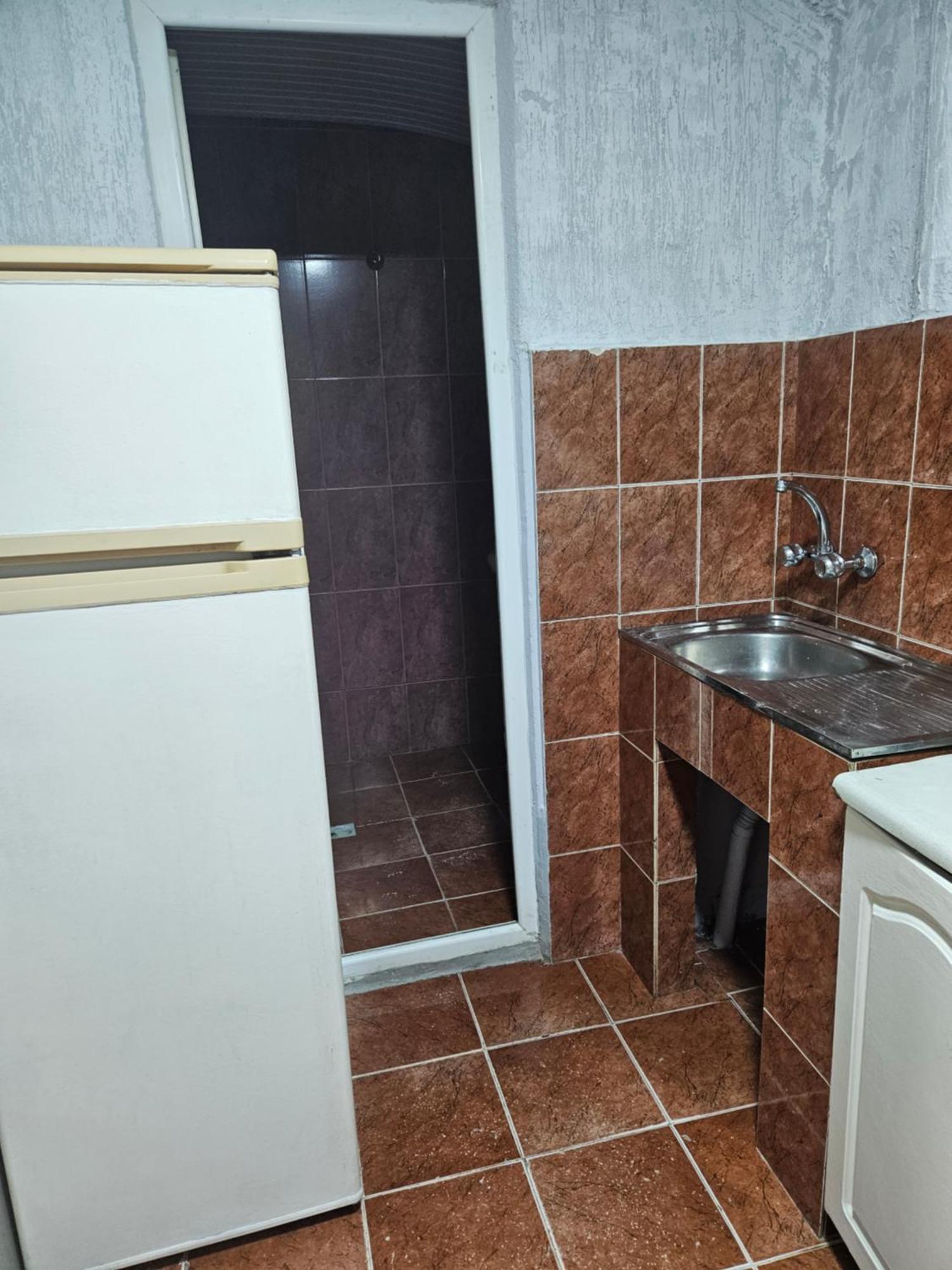 Guest House 2 Floor Batoemi Buitenkant foto
